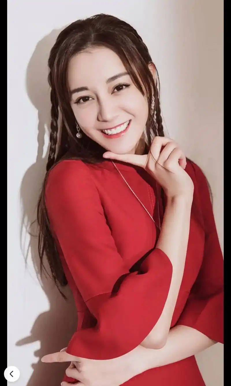 迪丽热巴(dilraba),1992年6月3日出生于新疆乌鲁 - 抖音