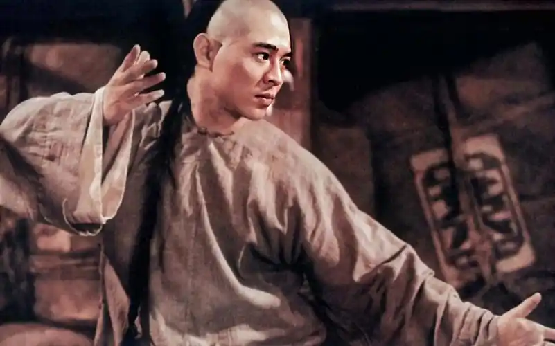 《黄飞鸿》李连杰vs甄子丹,强强对决.