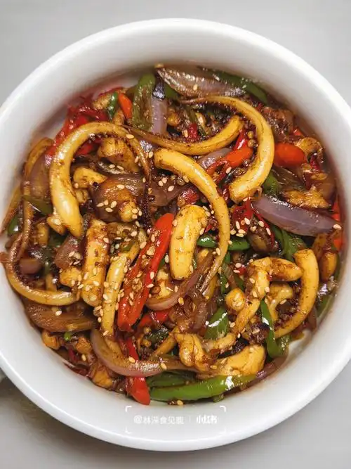 不允许下饭菜里没有爆炒香辣鱿鱼75流口水75