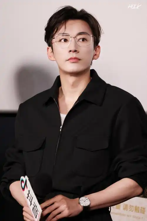 刘学义生活在别处的我##刘学义郁见