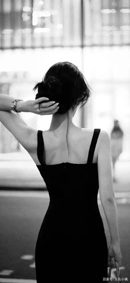 女神背影杀暴击!啊啊啊啊我鼻血狂喷