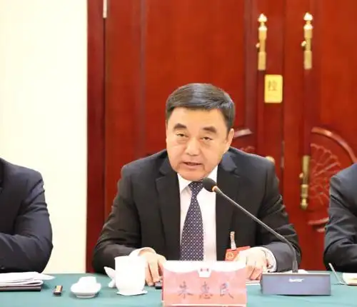 朱惠民代表:建设电商产业园 厨具发展再添新军