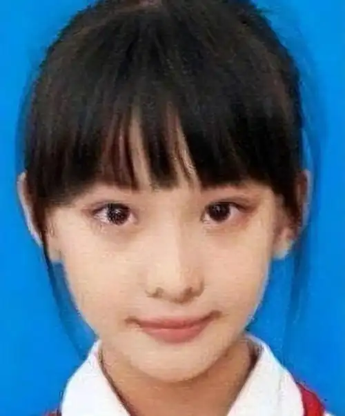 她被称为中国黄金身材,巅峰期退圈结婚,丈夫身份特殊令人敬畏!