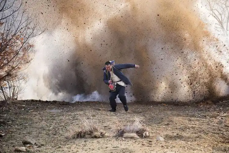 地雷战10天用280公斤炸药爆炸效果震撼