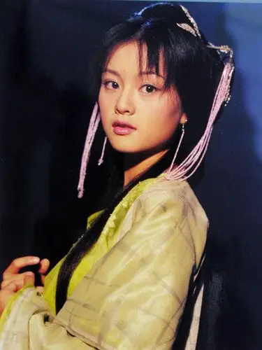 科普一下蔡灿得  就是明叔早年间演过的一个台湾的电视剧 女巡按>里有