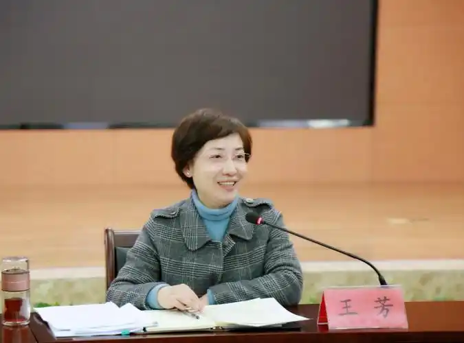 副市长王芳调研襄阳教育工作