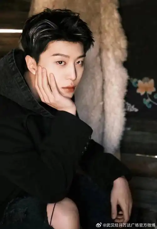 祝范丞丞0616生日快乐