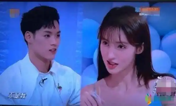 董又霖比金晨小4岁,24岁的他根本经不起金晨的任何撩拨,马上就一起