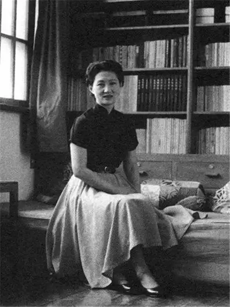 收到张学良90大寿请柬原配于凤至喜极而泣坚持要跟他见上一面