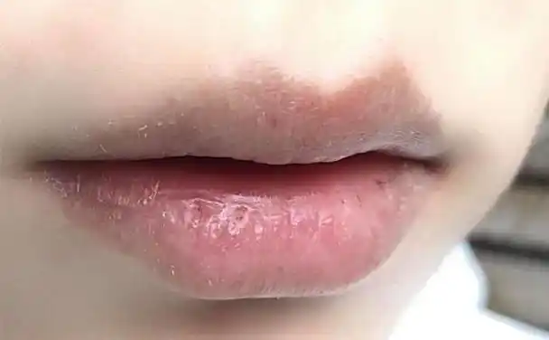 经常"涂口红和从不涂口红"的女人,有什么区别?看这"3点"就明白了