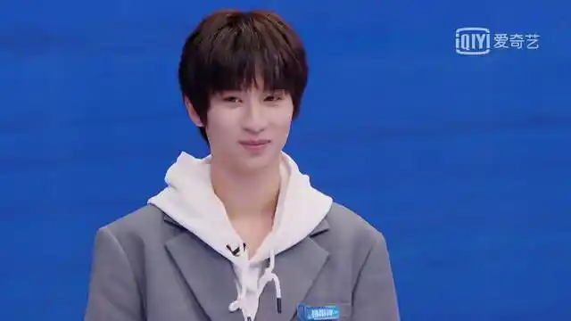 "十二岁开始训练的孙亦航,实力强劲年龄又小,出场自带气势.