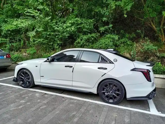 90后车主凯迪拉克ct4改装分享