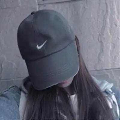 戴帽子头像酷酷的女生高清气质女生个性微信头像图片