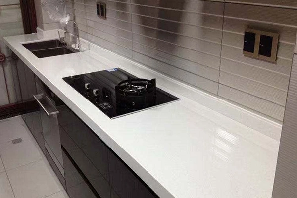 灶台面用大理石好还是石英石好