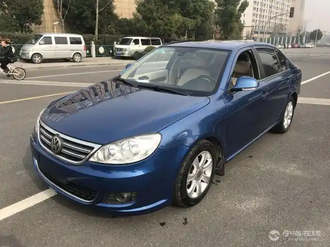 大众朗逸16at高配宝蓝色465万