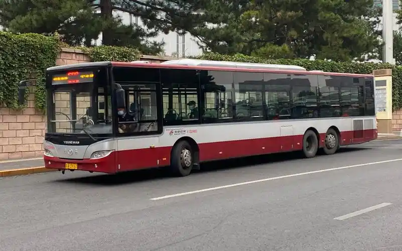 【pov104·香山下的暮年青年大三轴】北京公交 698 香泉环岛-公主坟