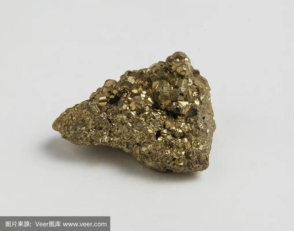 金属矿石,白色背景,黄铁矿,宝石,水平画幅