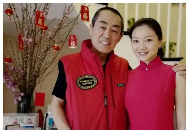 张艺谋:虽然放弃了肖华,但却从未放弃过张末,她是我的骄傲_丈夫_女儿