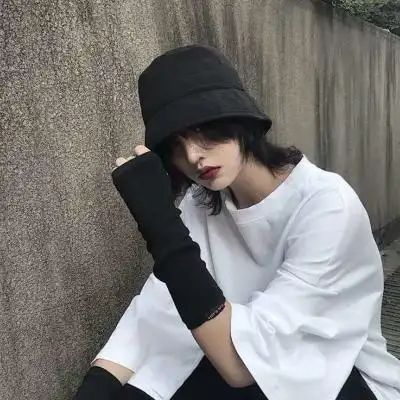 溺毙:超酷成熟风野性魅力女头.抱_微信头像_我要个性网