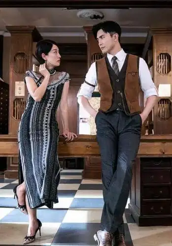 从《旗袍美探》种追寻民国的旗袍风情