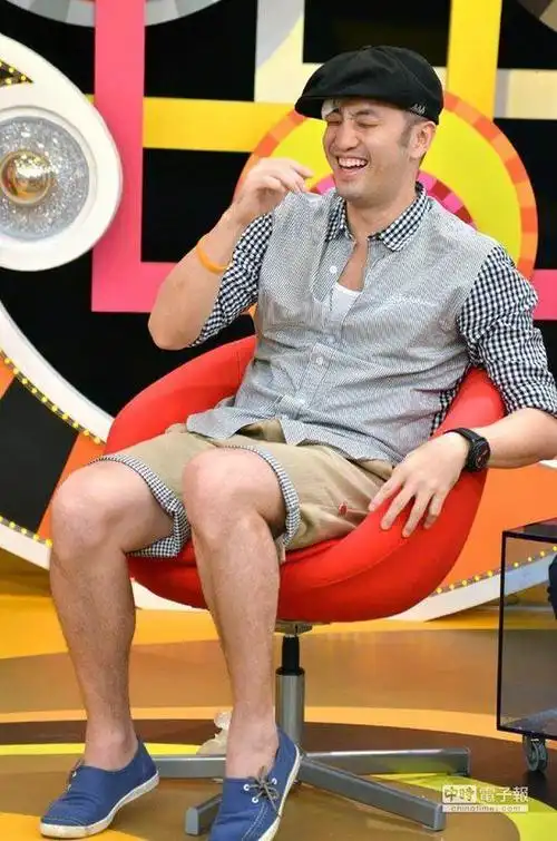 唐志中惹恼玩家掀波袭胸插队争议多