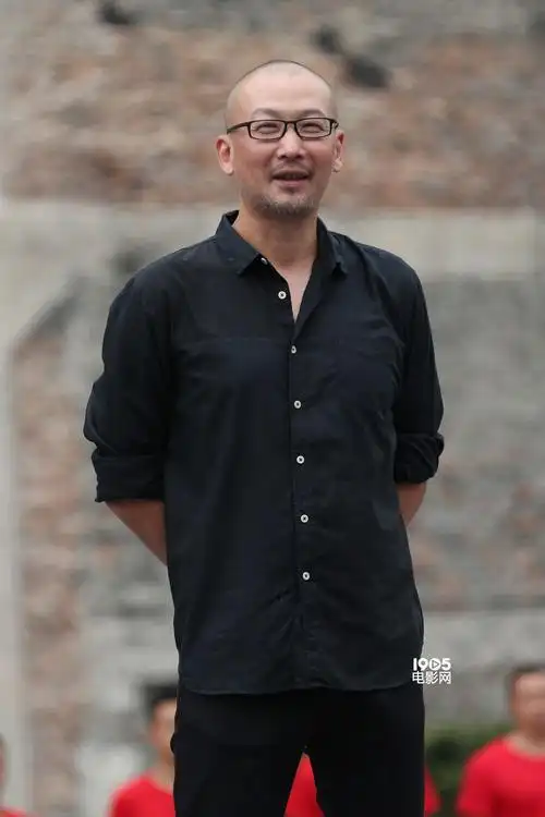 管虎谈《八佰》:imax实拍 不用演员讨好年轻观众_华语制造_图集_电影