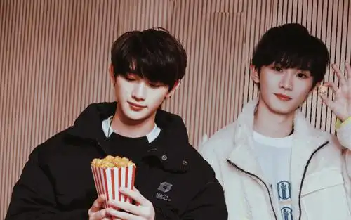 7魚欢久_关注打开新页热度(515)评论(42)分享推荐喜欢马嘉祺马嘉祺心