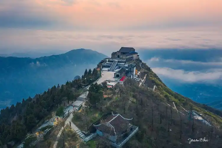 策马奔腾入西藏,15省中华大地全景攻略第三集南岳衡山