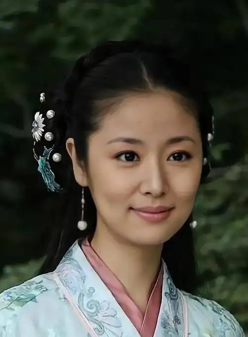 林心如:身高167cm,体重仅92斤,47岁荡秋千轻松离地!