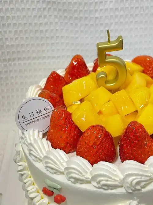 小朋友的水果蛋糕