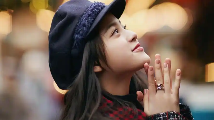 港台明星欧阳娜娜明星风尚壁纸2