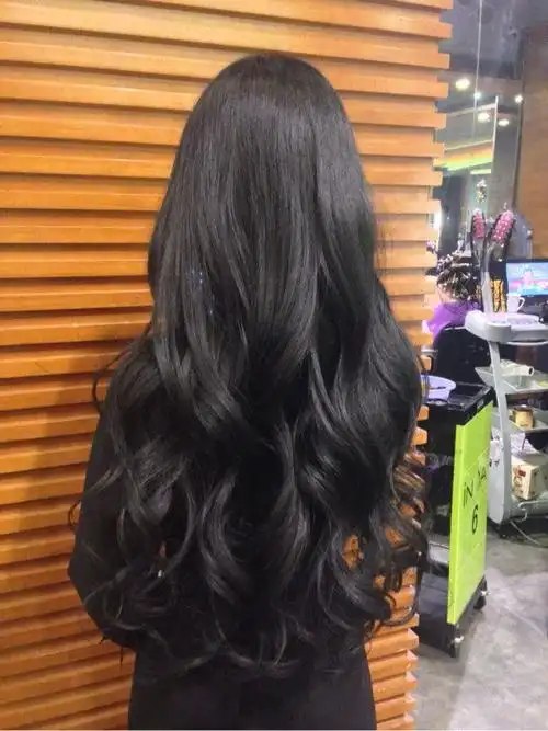 长卷发,黑色