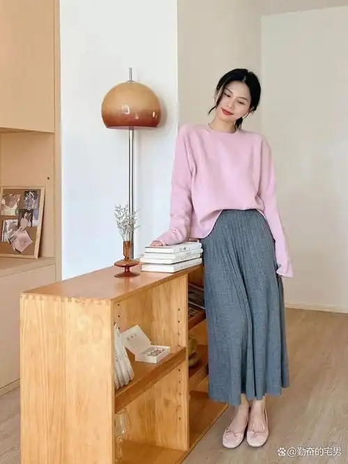 灰色配粉色,温柔又高级