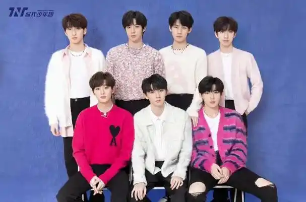 也是因为最近无论是一代团tfboys,二代团时代少年团,还是三代的练习生