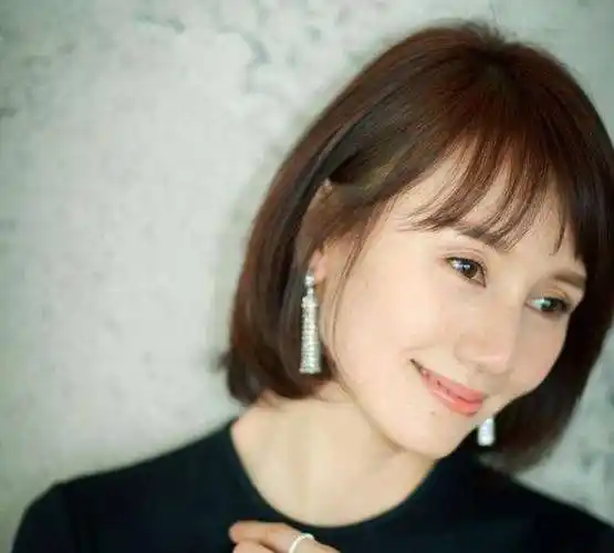 夏雨的妻子袁泉:婚后化解老公多年的忧愁,让分手的公婆不在流泪_父母