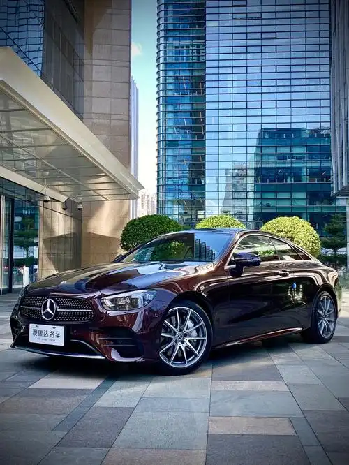 碧玺红奔驰e300双门轿跑