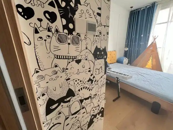 动漫墙一起在墙上画画吧丙烯猫咪墙绘