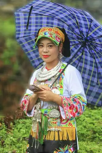 湘西土家族美少女(曹大林摄影)