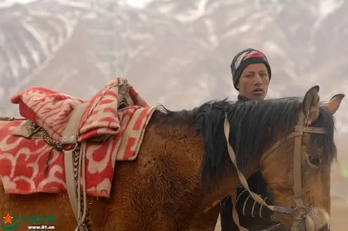 帕米尔高原上的塔吉克人上篇组图2425