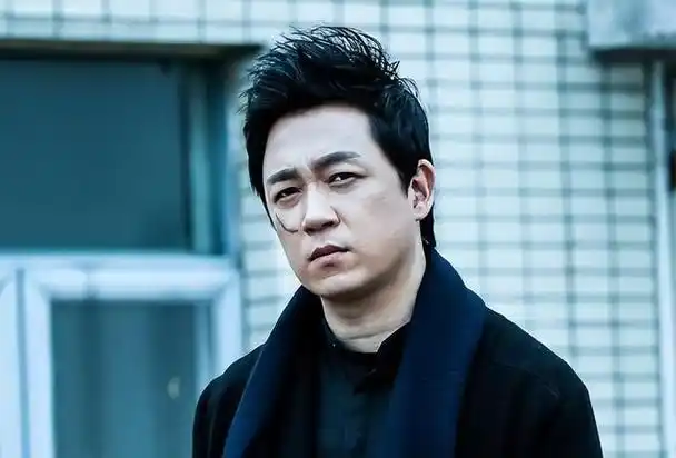 年轻时是帅的教科书,老了丑的千姿百态,这些男神你还认得出谁?