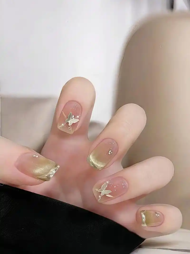 纯欲温柔风的蝴蝶美甲96真的显手白高级甜酷小清新穿戴甲.