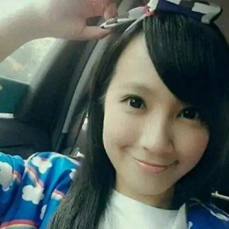 谁有萌学园里潼恩自已的照片