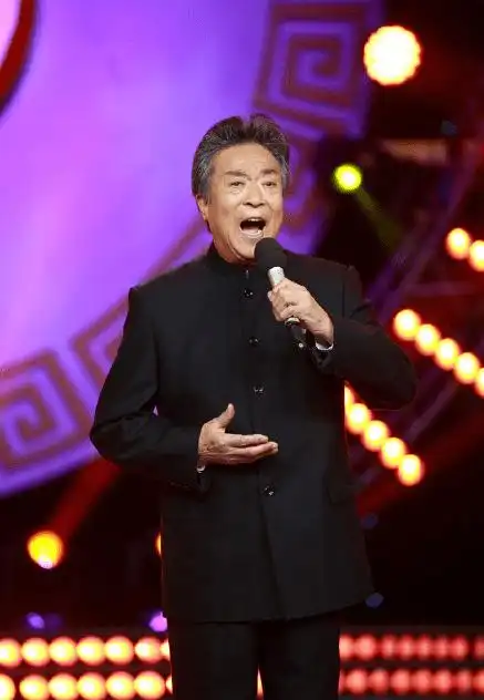 优越_著名男高音歌唱家李光羲去世_著名男高音歌唱家李光曦去世_伦兵