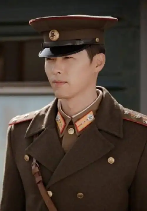 玄彬《爱的迫降》剧照图片 - tt98图片网