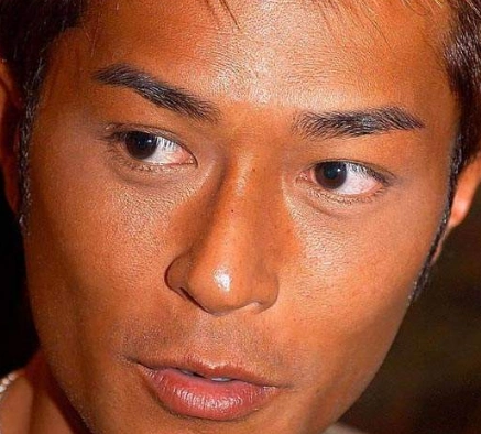 肤色黑但是依旧无比帅气的男明星,最后一位简直就是男神级别的