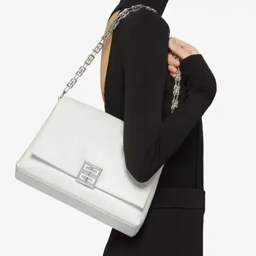 520060006 ,谁会拒绝一只软软糯糯的包包呢05这是我们4gbag