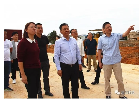 区委书记陈万东深入梧塘镇调研项目工作时强调全力以赴推进项目攻坚为