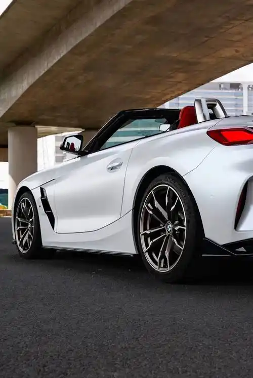 宝马z4-ek改色膜电光金属白,"白色控"必入