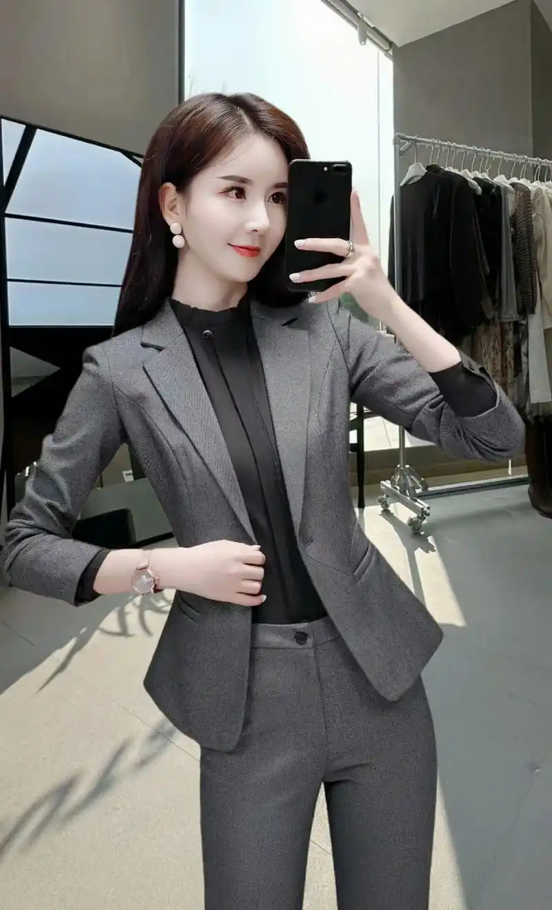 女性职场穿搭.姐妹们～这款新款气质洋气的西服正装工作服,真 - 兑趑