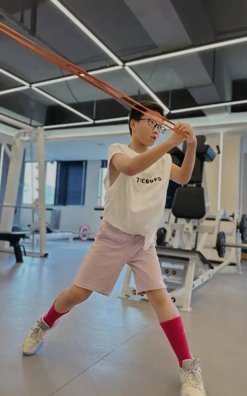 扬中张旭儿童/少儿/青少年体适能训练.放暑假啦!家长们都把孩 - 抖音